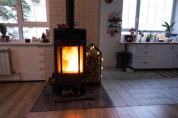 Quel petit poêle à bois pour un studio ?