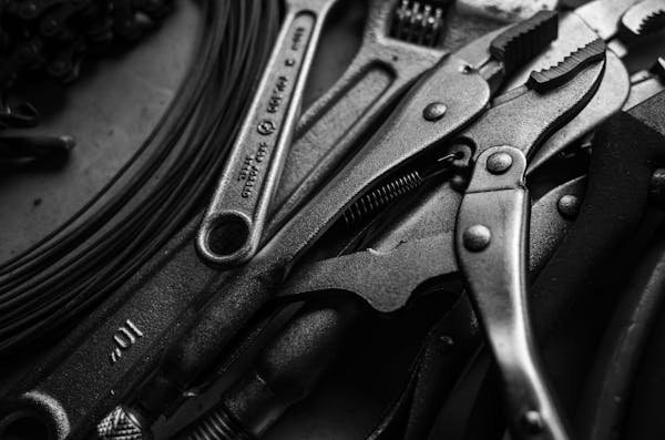 Choisir les meilleures pinces étaux pour vos projets de bricolage